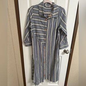NWOT Soft Surrounding Standout Asymmetrical hem kit blue stripe sz M